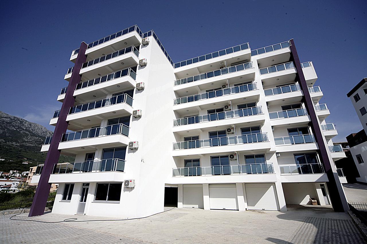 Sea Star Apartment Dobra Voda Exterior foto